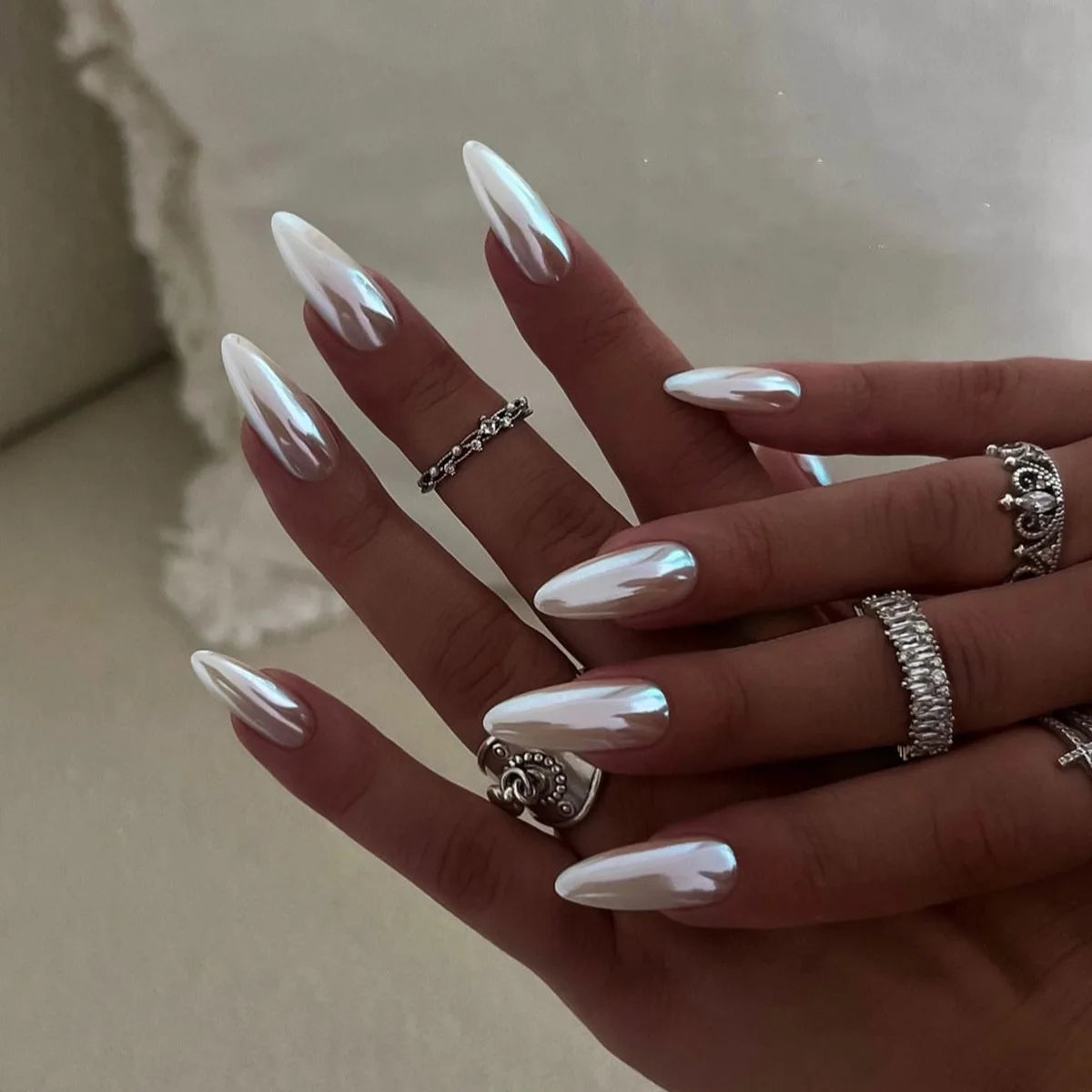 Hnewly 24Pcs French Almond False Nails Glitter with Rhinestones Wearable Fake Nails Artificial Simple Full Cover Press on Nails Tips