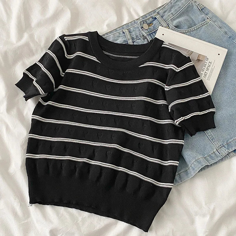 Hnewly  Vintage Stripe Knitted T-Shirt Women's Spring Summer New Fashion All-matched O- Neck Short Sleeve Slim Short Shirt Tops