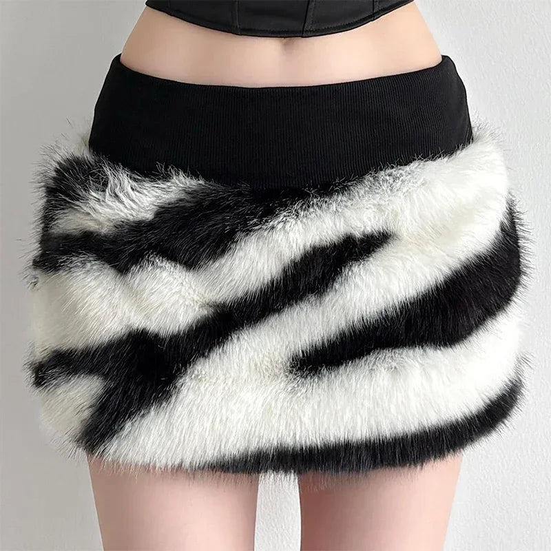 Hnewly  Sexy Faux Fur Mini Skirt Women Fashion Slim Pleated Hip Package Short Skirts Female Autumn Winter Street Lady Bottoms New