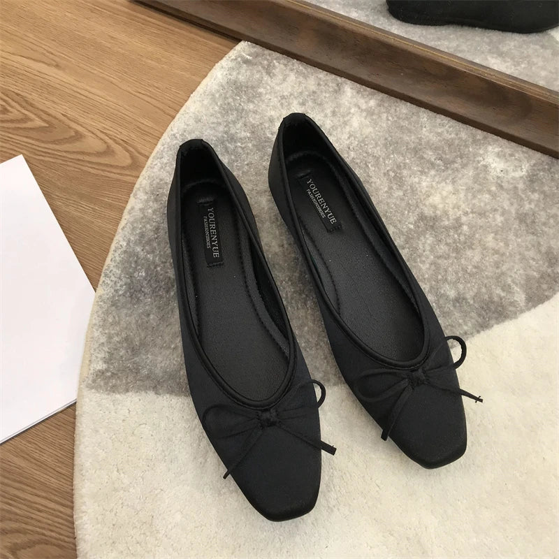 Hnewly Luxury Lace Tie Leg Satin Silk Ballet Flats Woman Square Toe Bowknot Elastic Band Ballerinas Ladies Wedding Mary Janes Shoes