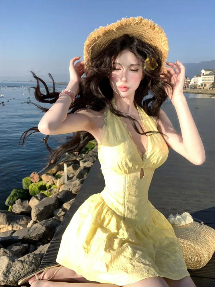Hnewly  Woman Dress Sleeveless Halter V Neck Hollow Out Slim Lace Patchwork Summer Fashion Holiday Party Mini Dresses Elegant