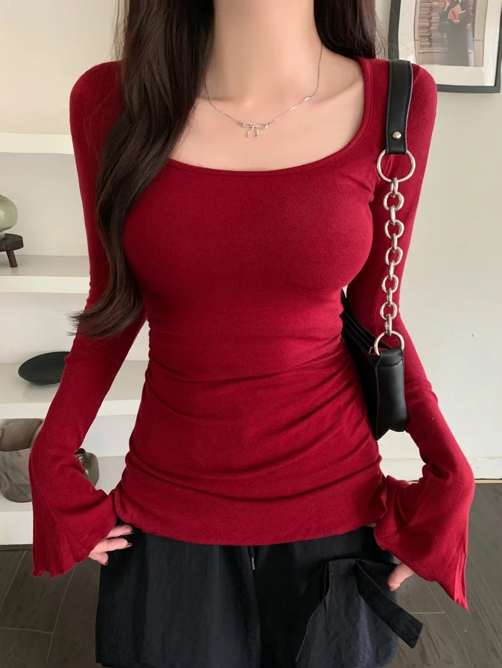 Hnewly Skinny T-shirts Women Autumn Basic Solid Cleanfit O-neck Flare Sleeve Sexy Girl Korean Fashion Y2k Tops Aesthetic Streetwear Ins
