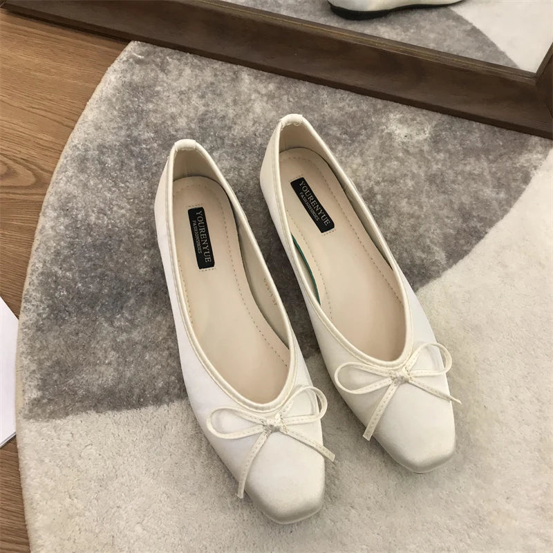 Hnewly Luxury Lace Tie Leg Satin Silk Ballet Flats Woman Square Toe Bowknot Elastic Band Ballerinas Ladies Wedding Mary Janes Shoes