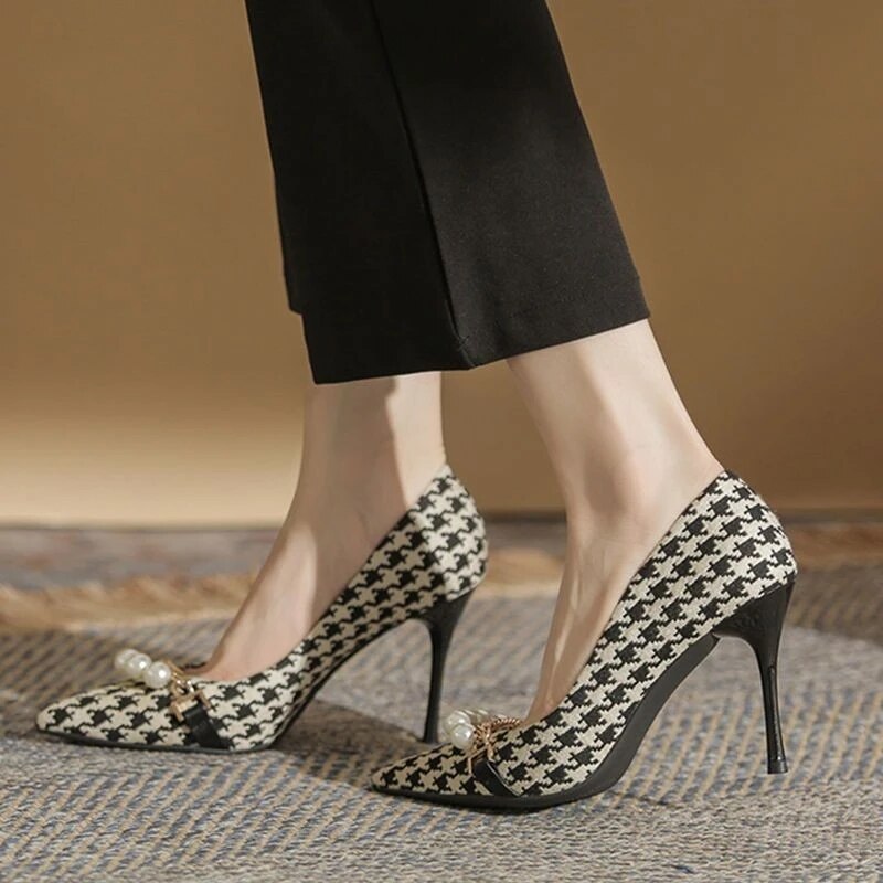 Hnewly Plus Size 41 Woman Pumps Pointed Toe Pearls Chain High Heels Dress Shoes Houndstooth Stilettos Plaid Boat Shoes for Female