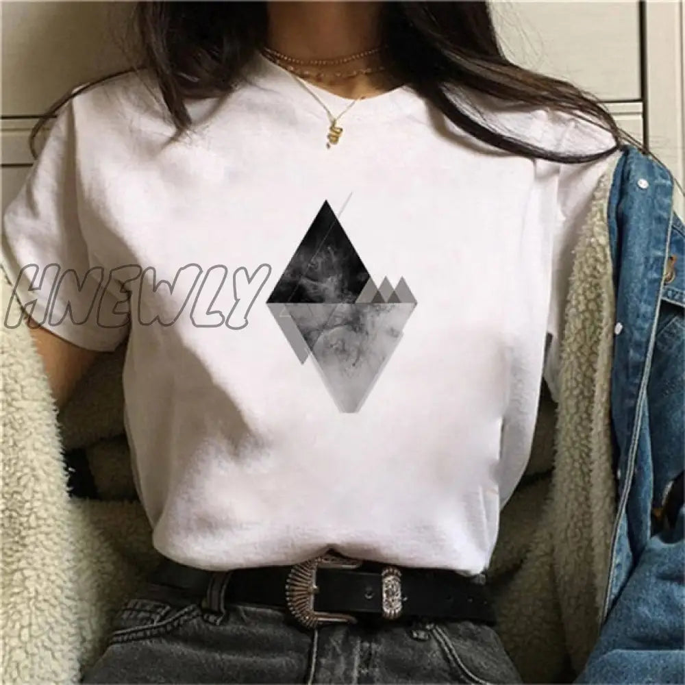 Beautiful Geometry Printed T Shirt Women 90S Graphic T - Shirt Harajuku Tops Tee Cute Short Sleeve