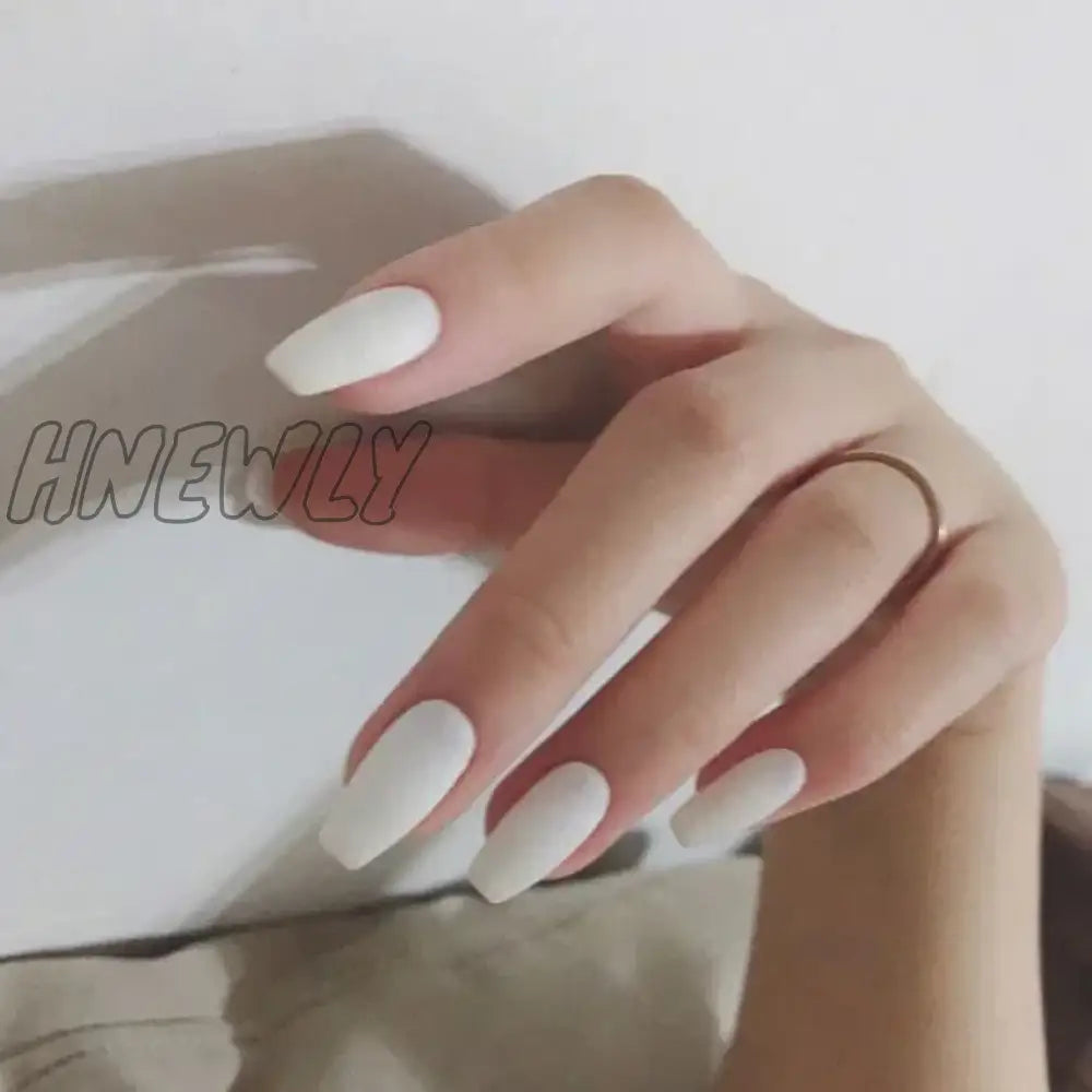 Hnewly 24Pcs/Set Press On Nails Women Maincure Tools Matte White French False Nail Abs Short Coffin