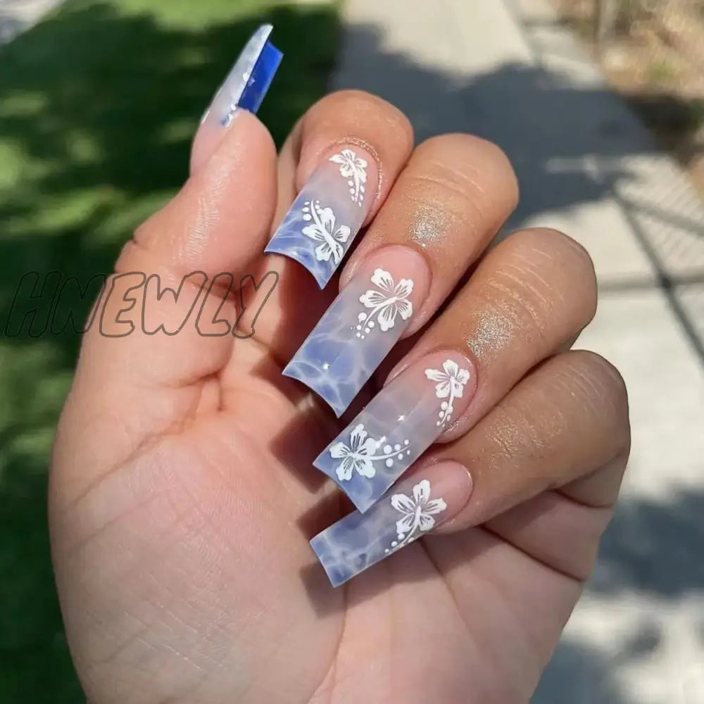 Hnewly 24Pcs Y2K Summer Sea Blue Gradient Fake Nails With Water Ripples Designs Long Square Coffin
