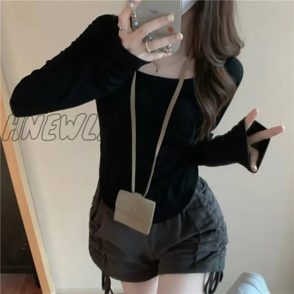Hnewly Autumn Korean Fashion Y2K T-Shirt Woman Japanese Long Sleeve O-Neck Tee Shirt Women Vintage