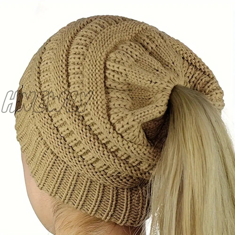 Hnewly Classic Coldproof Thick Beanie With Ponytail Hole Solid Color Chunky Cable Knit Hats Label
