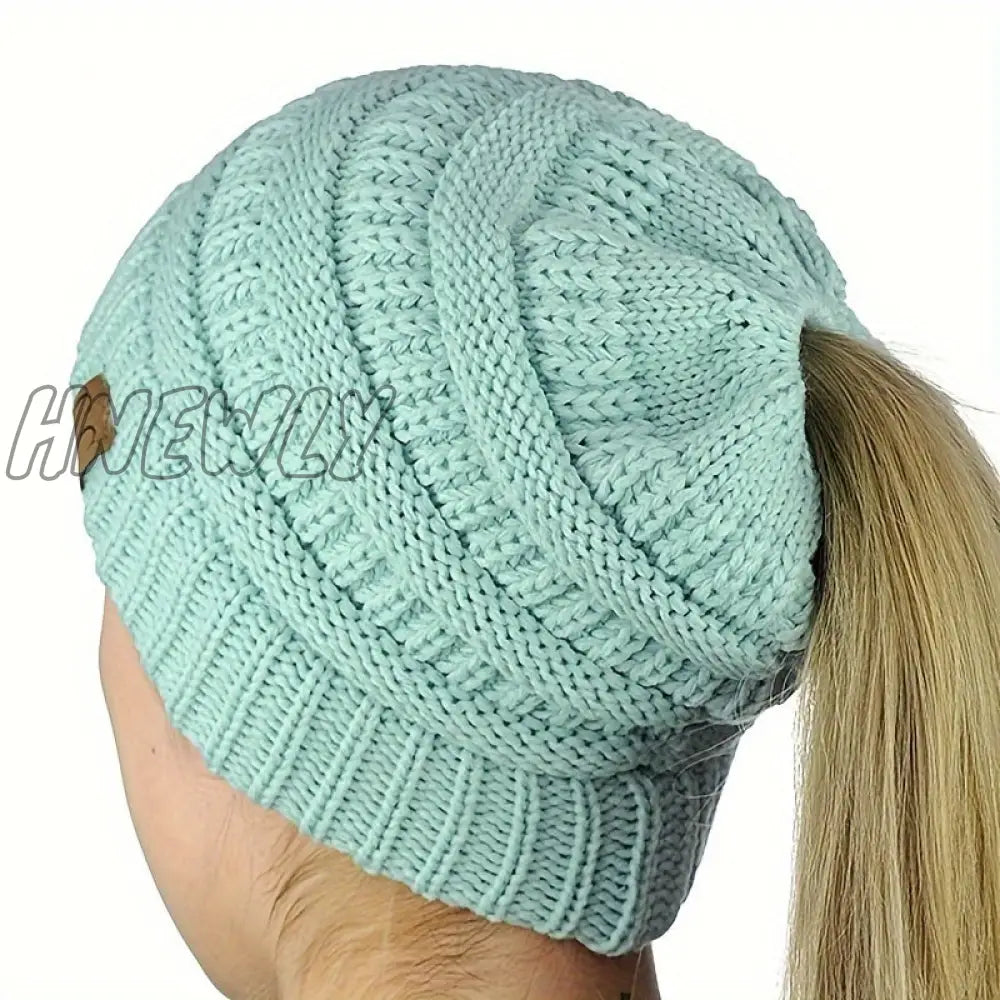 Hnewly Classic Coldproof Thick Beanie With Ponytail Hole Solid Color Chunky Cable Knit Hats Label