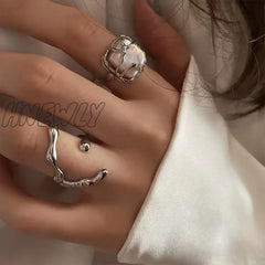 Hnewly Fashion Silver Color Minimalist Irregular Twined Finger Rings Creative Geometric Punk