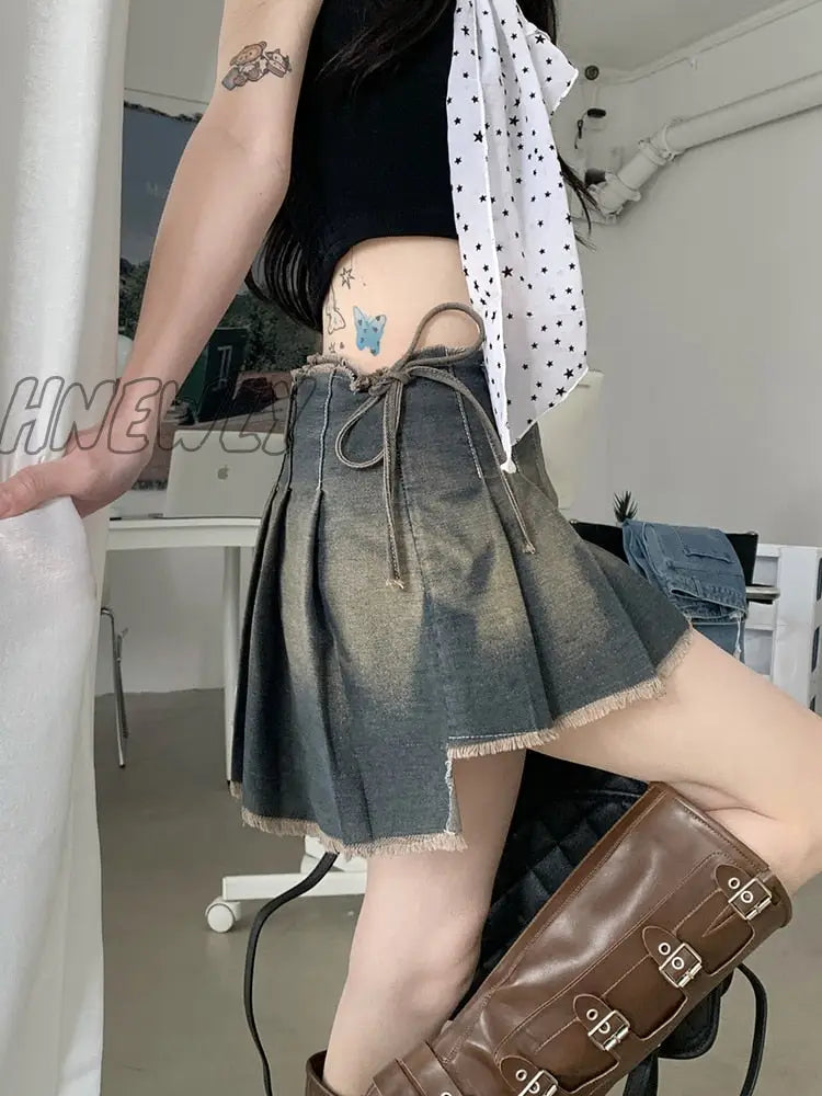 Hnewly Grunge Y2K Denim Skirt Pleated Women Vintage Acubi Fashion Irregular Low Waist Bandage