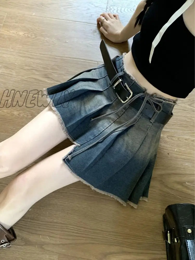 Hnewly Grunge Y2K Denim Skirt Pleated Women Vintage Acubi Fashion Irregular Low Waist Bandage