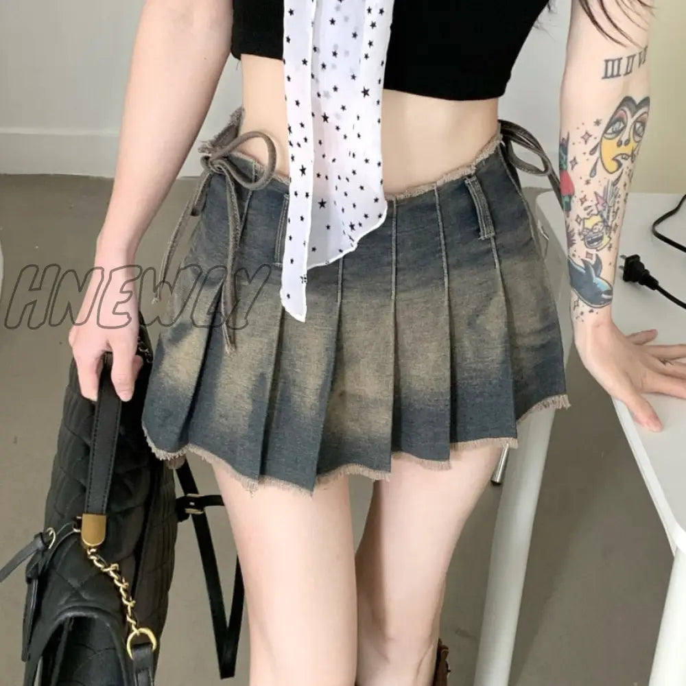 Hnewly Grunge Y2K Denim Skirt Pleated Women Vintage Acubi Fashion Irregular Low Waist Bandage