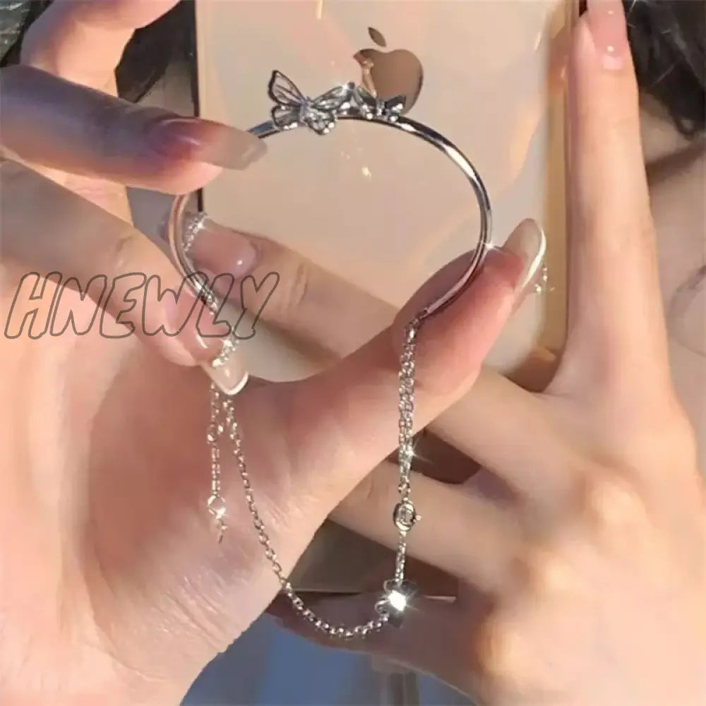 Hnewly Korean Exquisite Butterfly Chain Bracelet Shiny Zirconia Flower Star Moon Pendant Adjustable