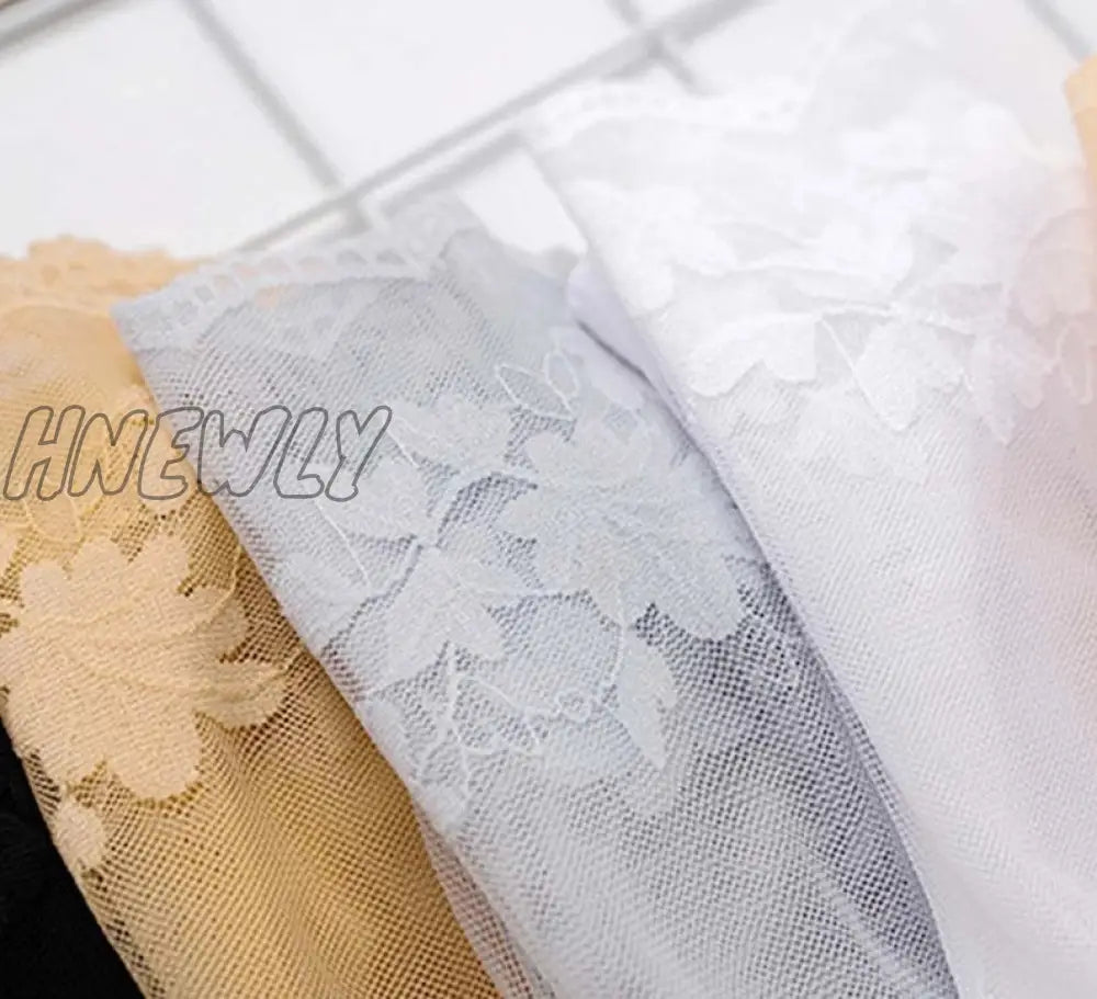 Hnewly New Women Leaves Lace Invisible Socks Thin Ladies Boat Hollow Non - Slip Shallow