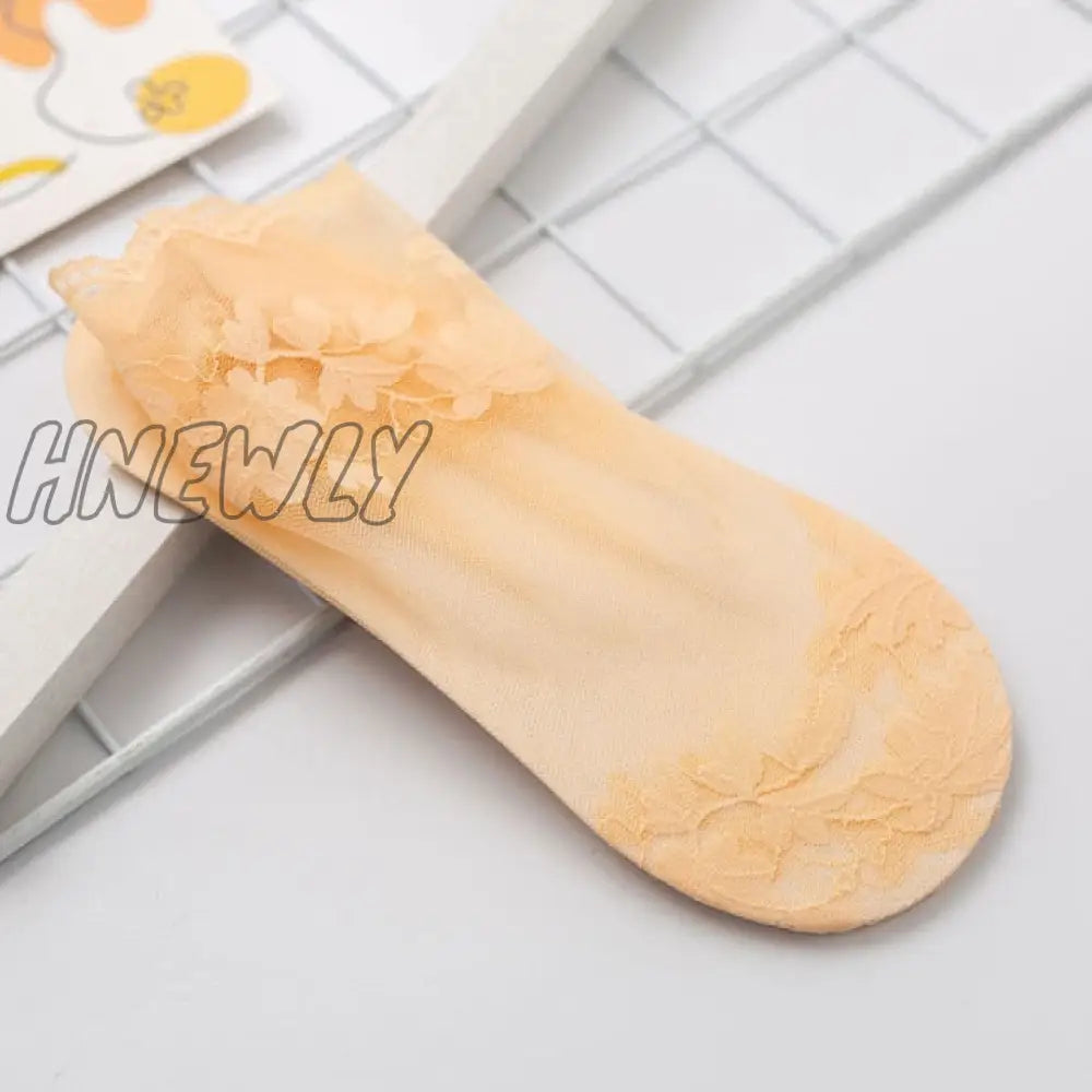 Hnewly New Women Leaves Lace Invisible Socks Thin Ladies Boat Hollow Non - Slip Shallow Nude / One